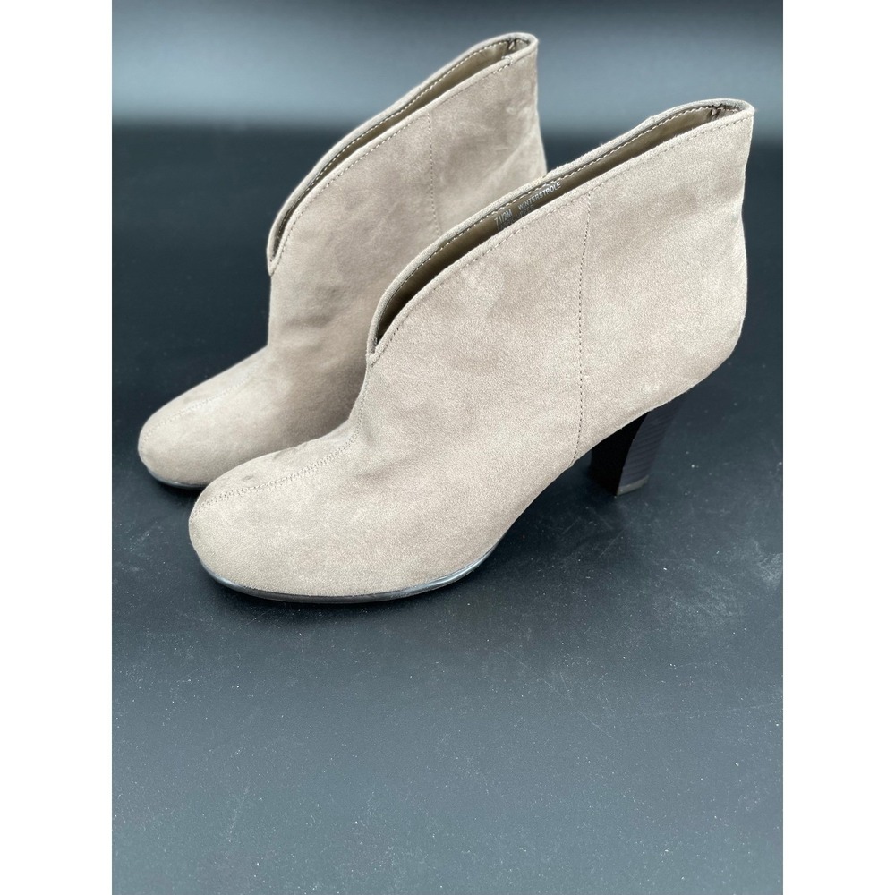 Aerosoles Winterstrole Taupe Faux Suede V-Cut Ankle Boots Shooties Size 7.5 M